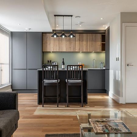 Bond House By Celador Apartments Ридинг Экстерьер фото